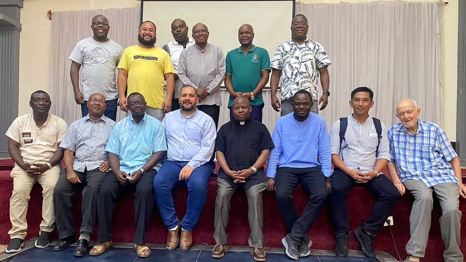Visites canoniques aux communautés de formation initiale à Kinshasa