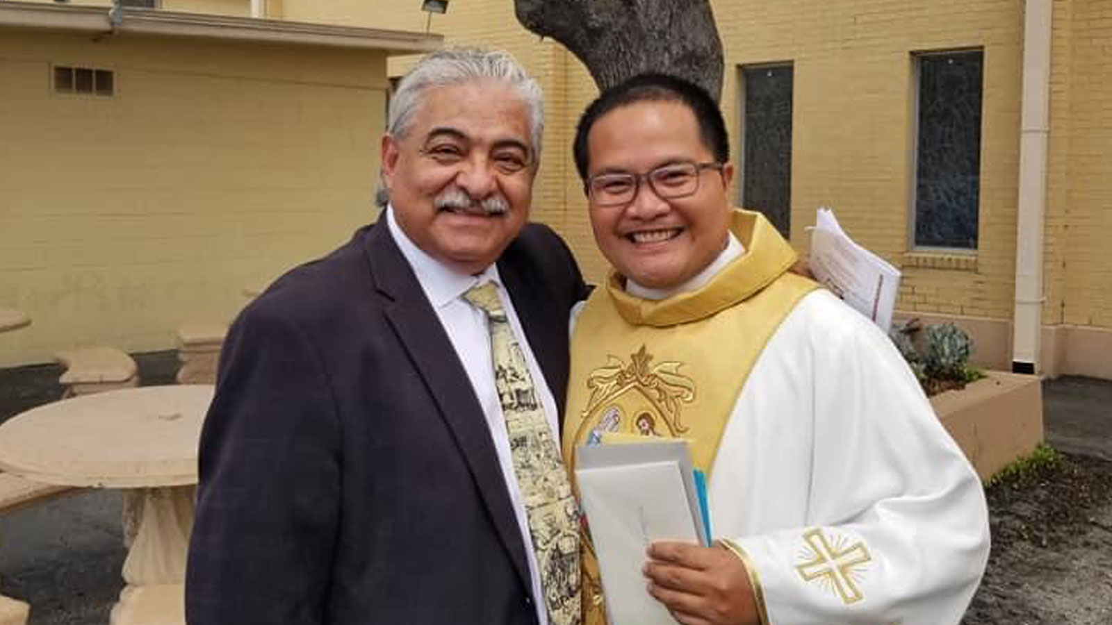 Roger Montecalvo (US) ordained a priest in Texas (USA)
